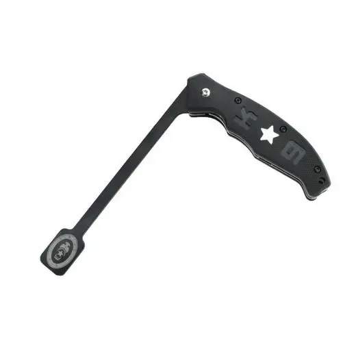 Breaker-Bar-–-klin-do-rozwarcia-szczęk-psa-3.webp
